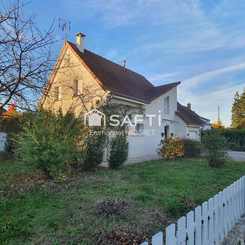 Photo 1 - Maison à LABRUYERE