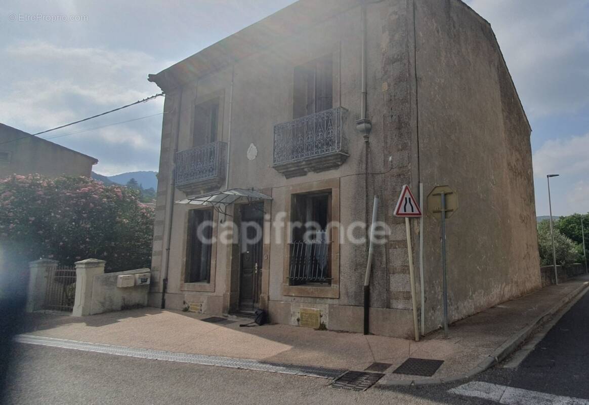 Maison à LE BOUSQUET-D'ORB