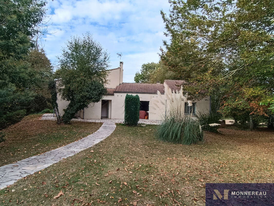Maison à TOUVERAC