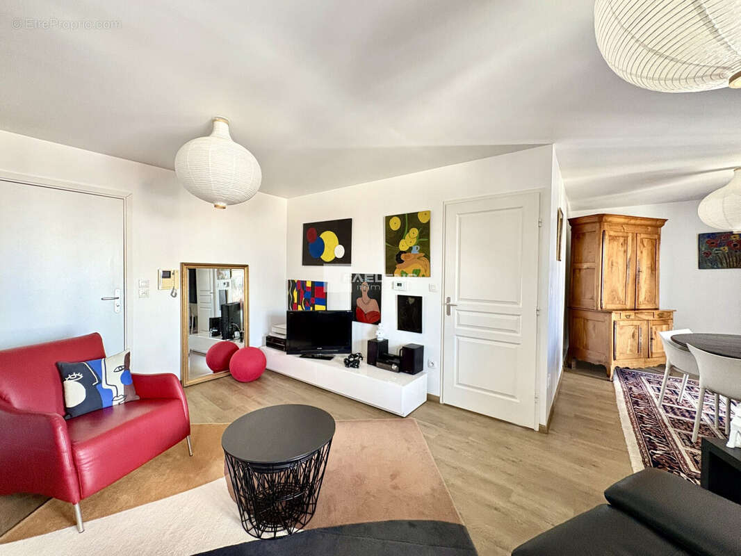 Appartement 74 m² à Lille  - photo 2