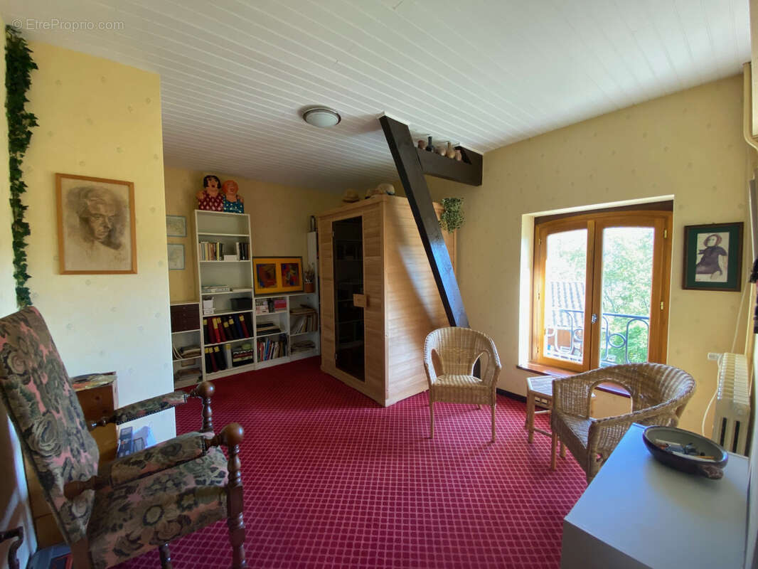 Maison à PUY-L'EVEQUE