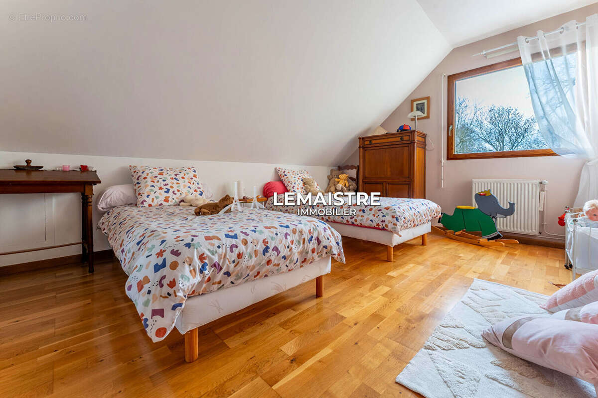 Maison à MONTIVILLIERS