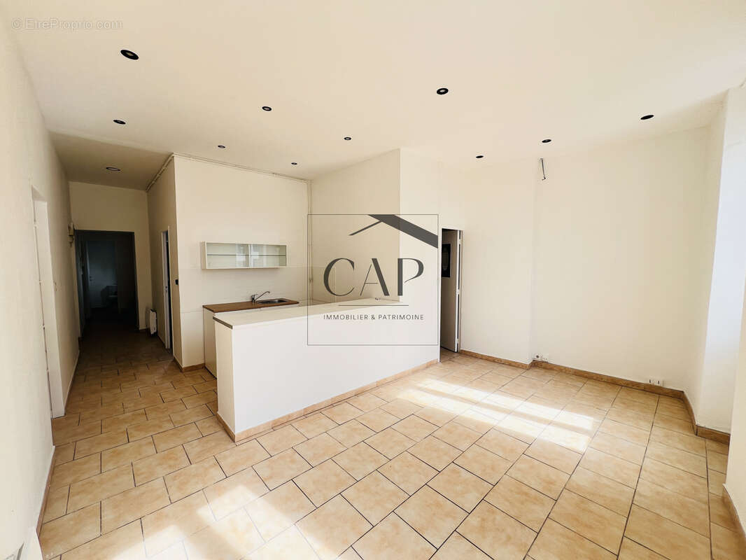 Appartement à MARSEILLE-10E