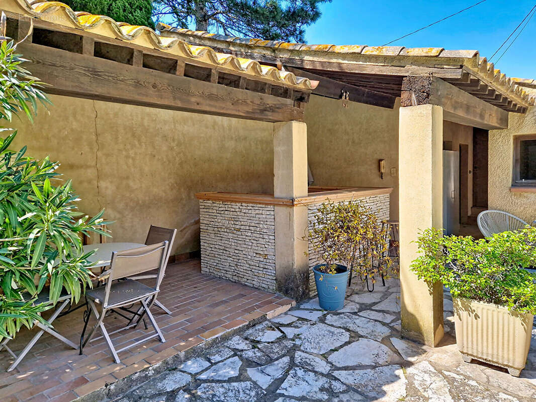 Maison à LES ANGLES