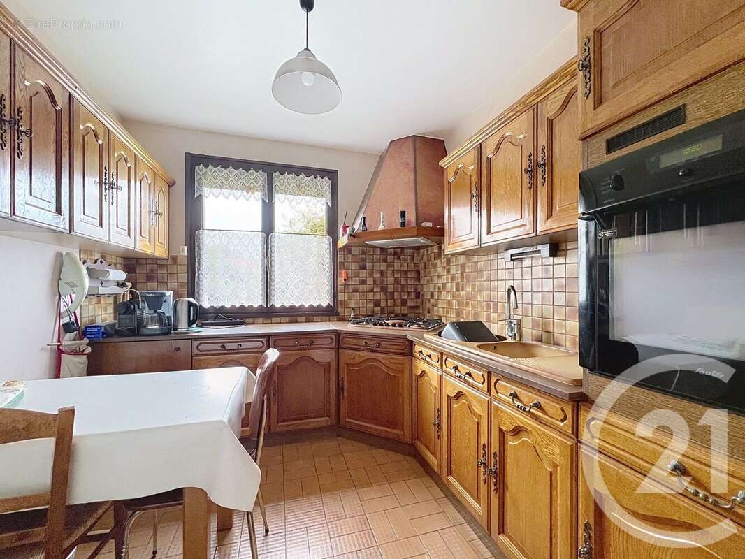 Maison à BOISSEY-LE-CHATEL