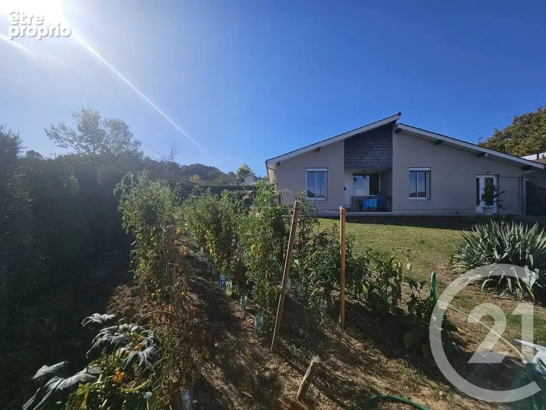 Maison 5 pièces 135 m² à vendre à Orthez (64300) - photo 8