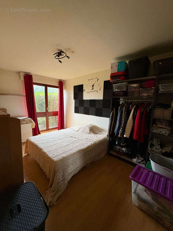 Appartement à FONTENAY-LE-FLEURY