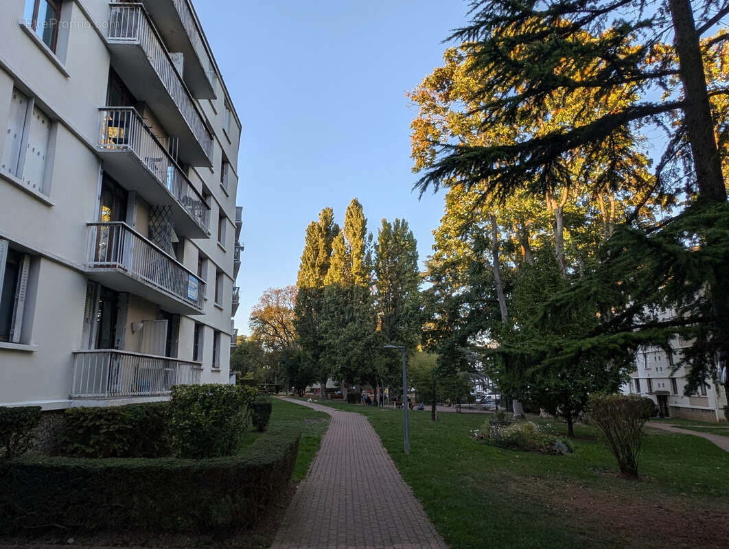Appartement à ABLON-SUR-SEINE