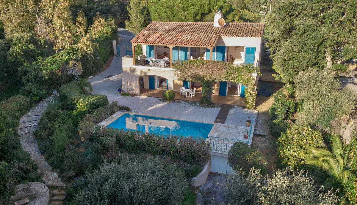 Maison à LA CROIX-VALMER