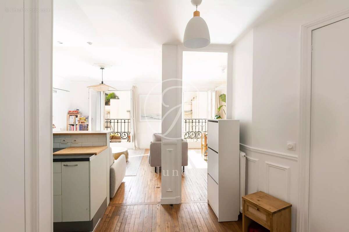 Appartement à PARIS-18E