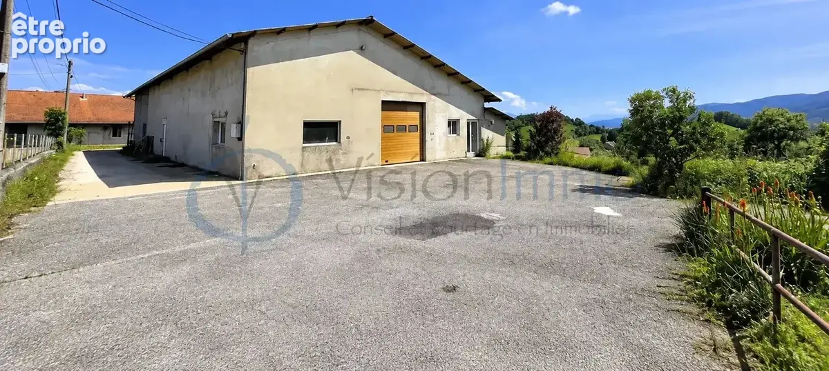 Photo Commerce à Clermont au prix de 435 000€