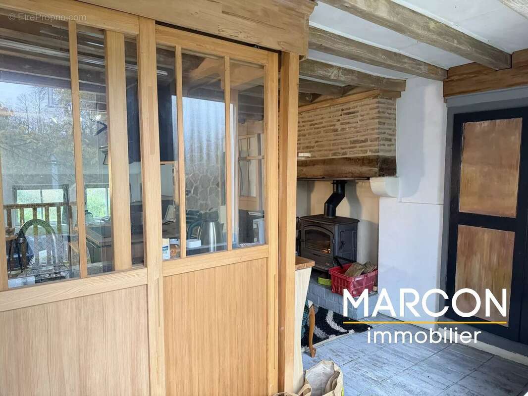 Maison à MOUTIER-MALCARD