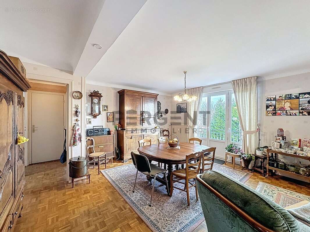 Appartement à CHARLEVILLE-MEZIERES