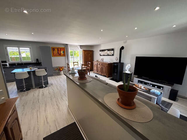 Maison à LA HAYE-MALHERBE