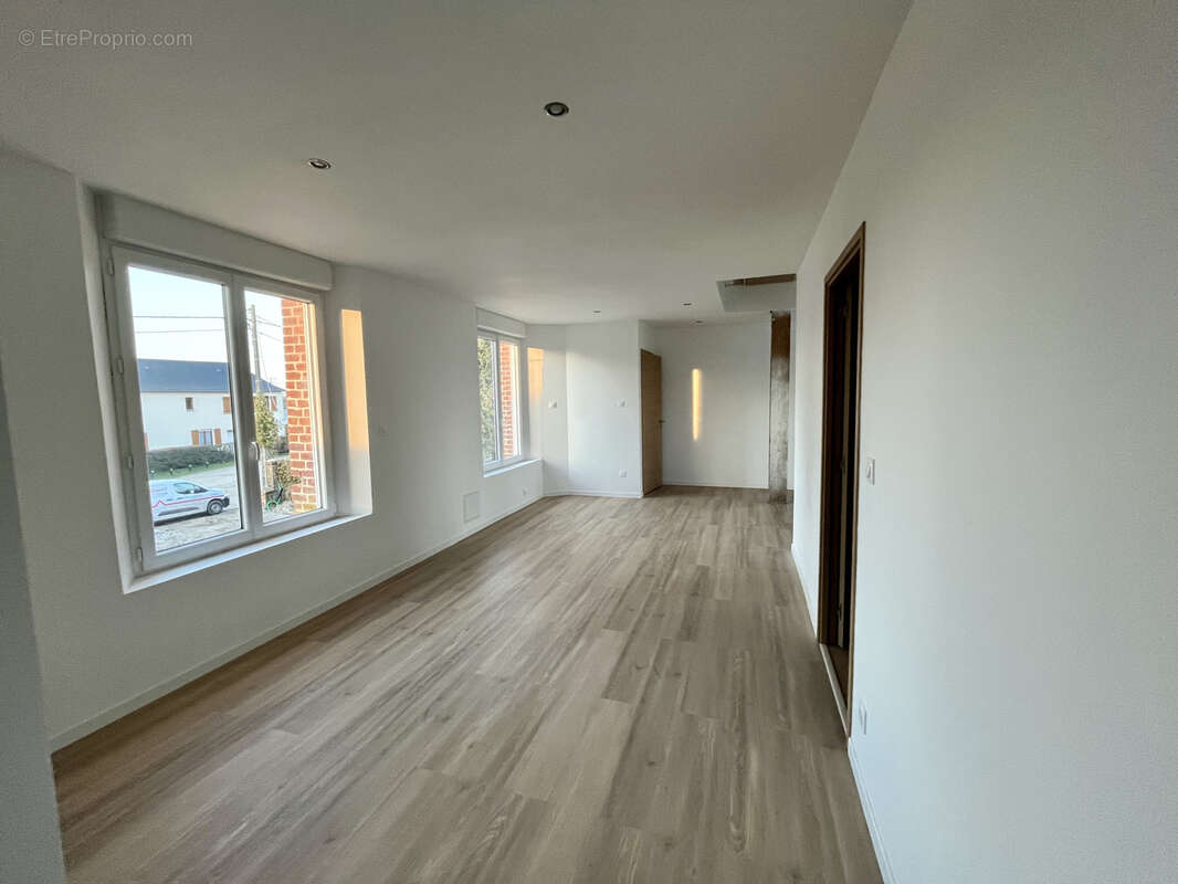 Maison à SMERMESNIL