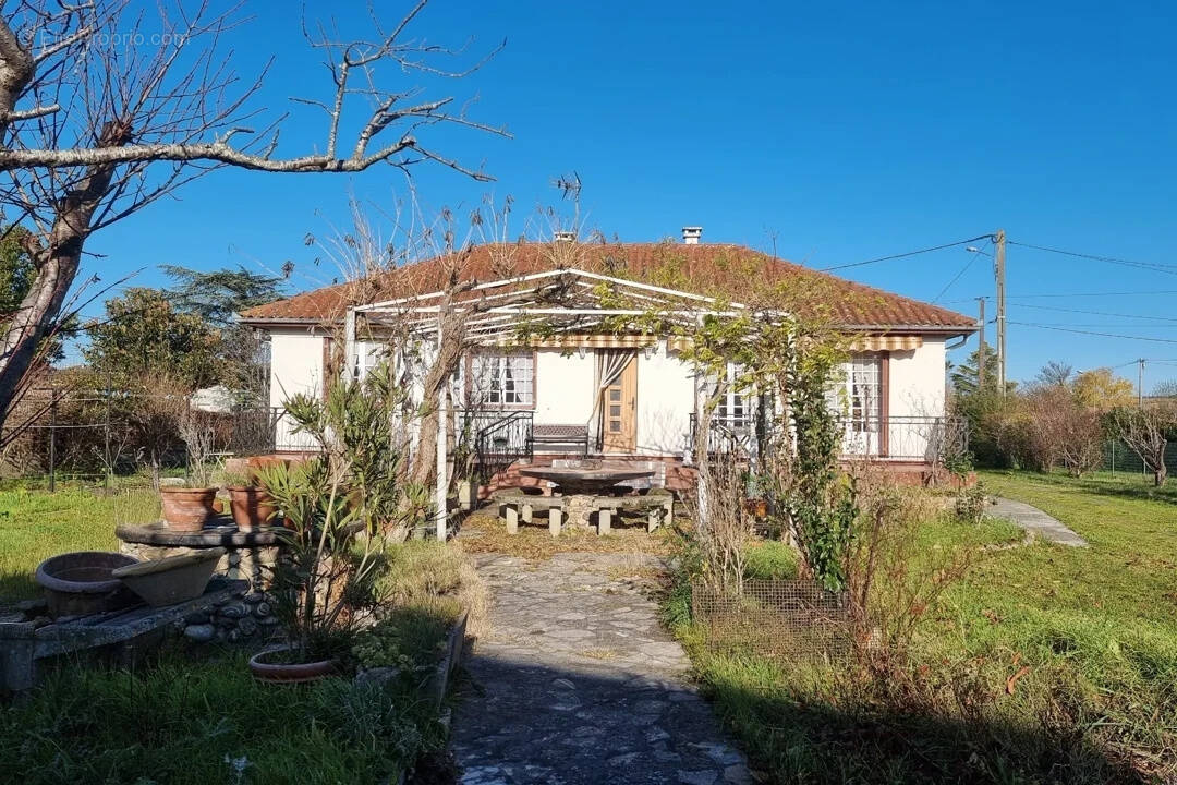 Maison à LABARTHE-SUR-LEZE