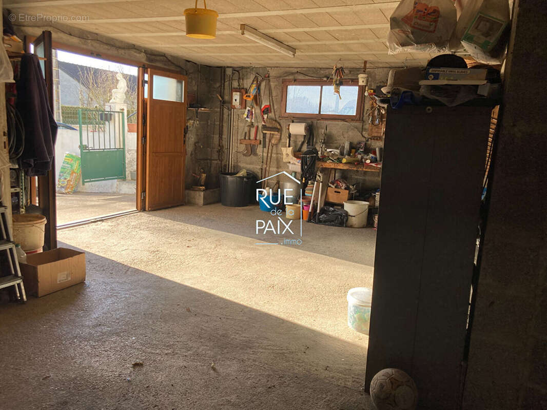 Maison à VAUX-SUR-VIENNE