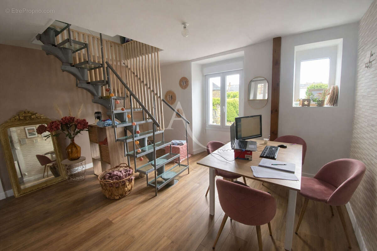 Appartement à NOZAY