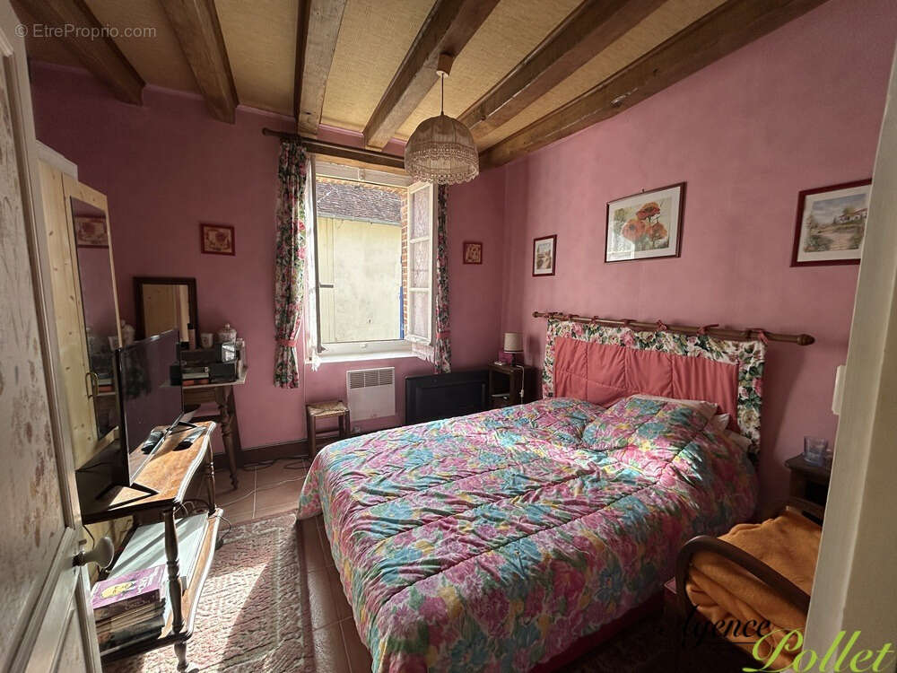 Maison à BRINON-SUR-SAULDRE