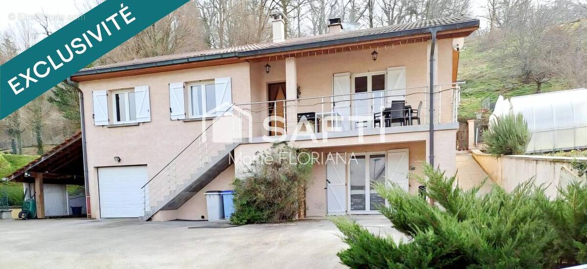 Photo 1 - Maison à LAVANCIA-EPERCY