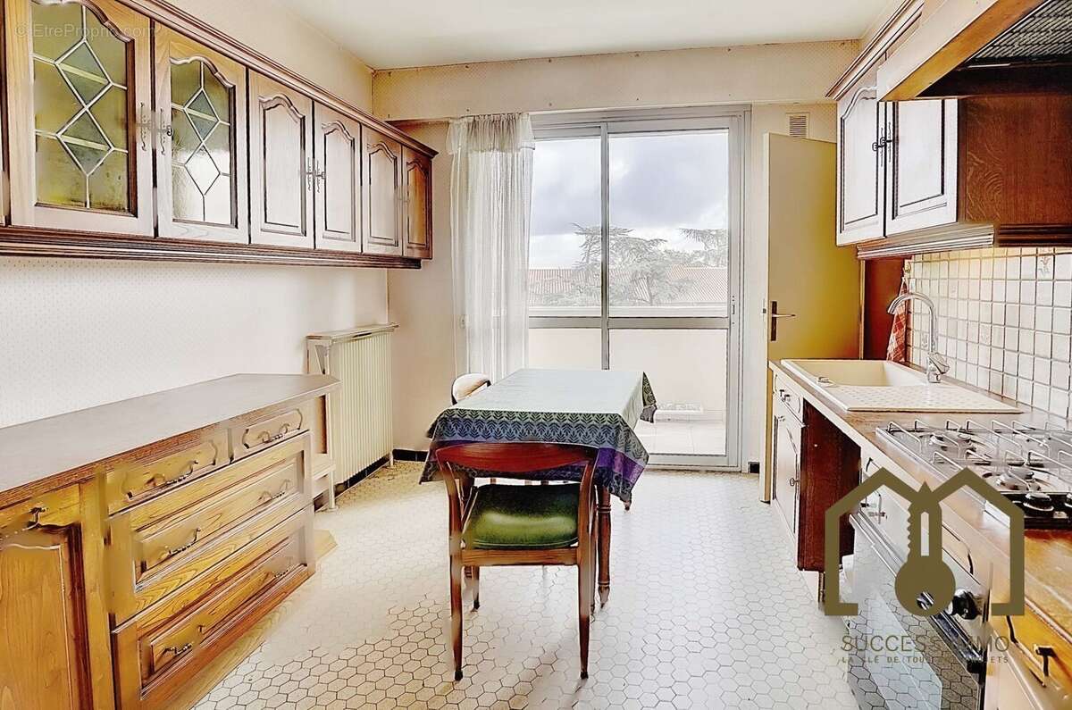 Appartement à LYON-5E