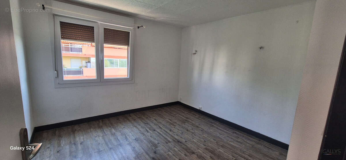 Appartement 73 m² à Frejus  - photo 2
