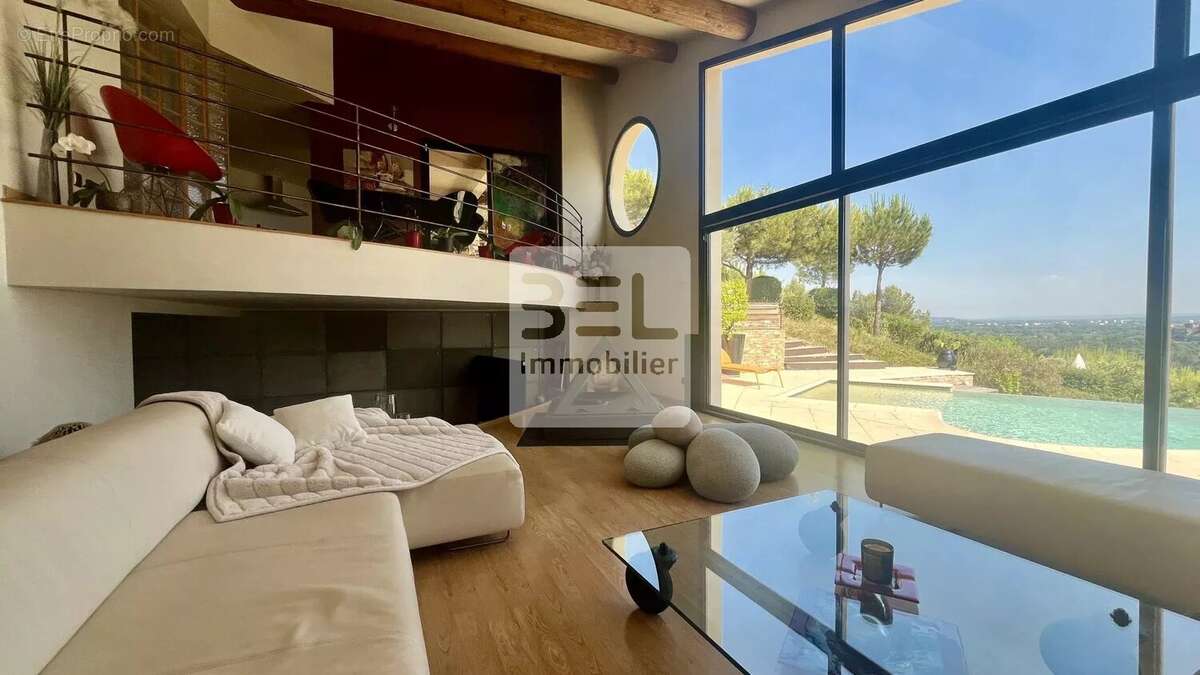 Maison à VILLENEUVE-LES-AVIGNON