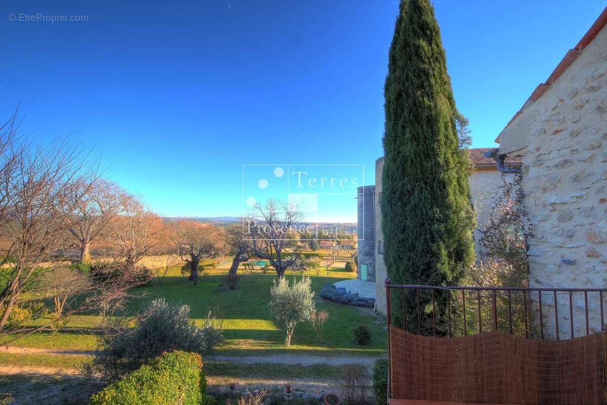 Maison à SAINT-LAURENT-DU-VERDON