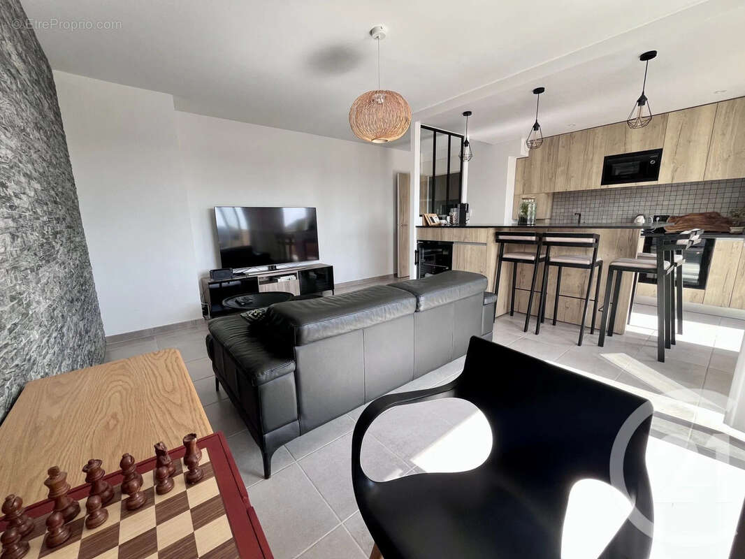 Appartement 81 m² à Roquefort-Les-Pins  - photo 4