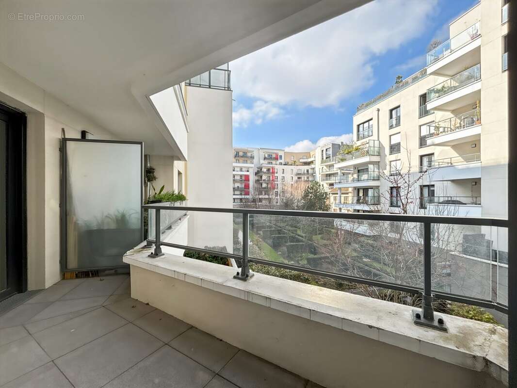 Appartement à BOIS-COLOMBES