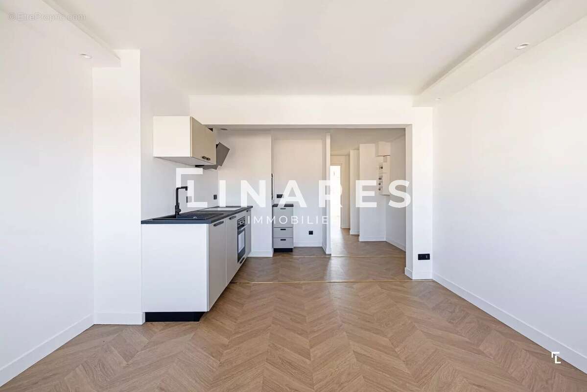 LE CANTINI - T3 de 52,34 m2 - Cave - 13008 - photo 5