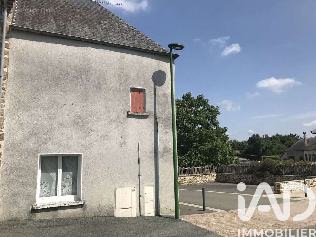 Photo 3 - Maison à CHEVAIGNE-DU-MAINE