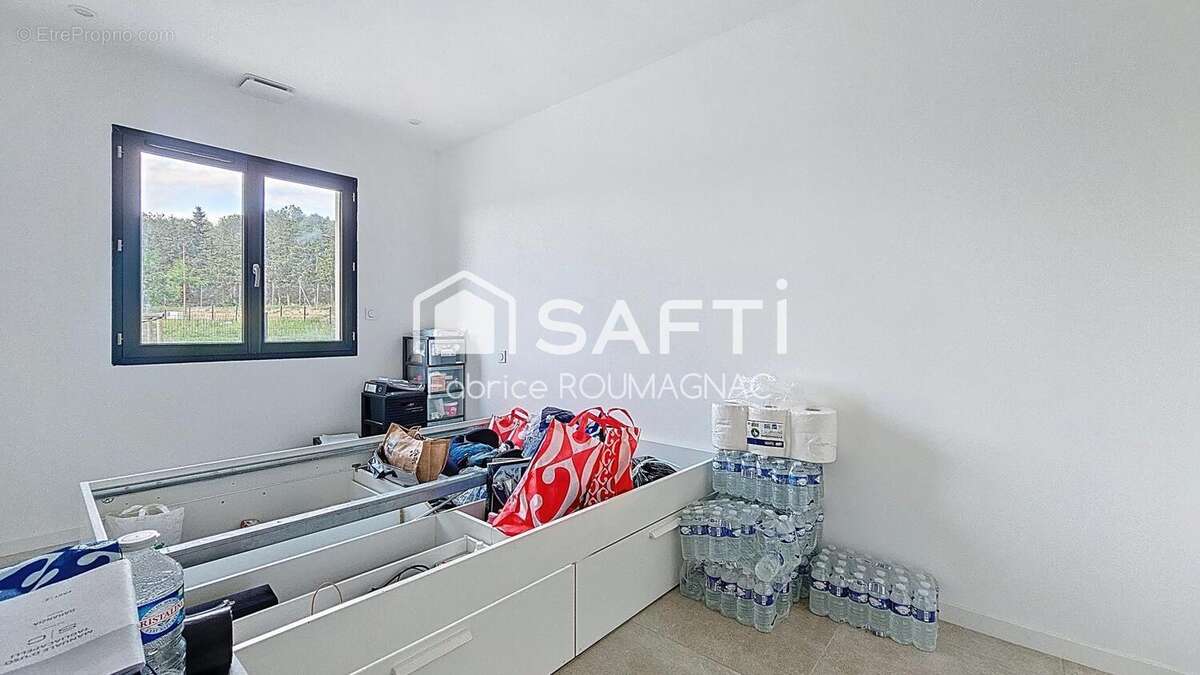 Photo 9 - Maison à LESPIGNAN