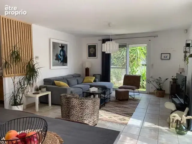 Villa de plain pied type 4 avec piscine - grand garage - photo 4