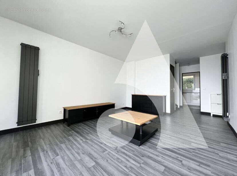 Appartement à CORBEIL-ESSONNES