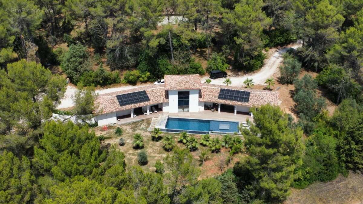 Maison à DRAGUIGNAN