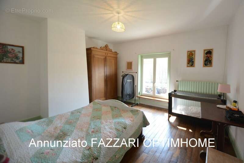 Maison à CLERY-LE-GRAND