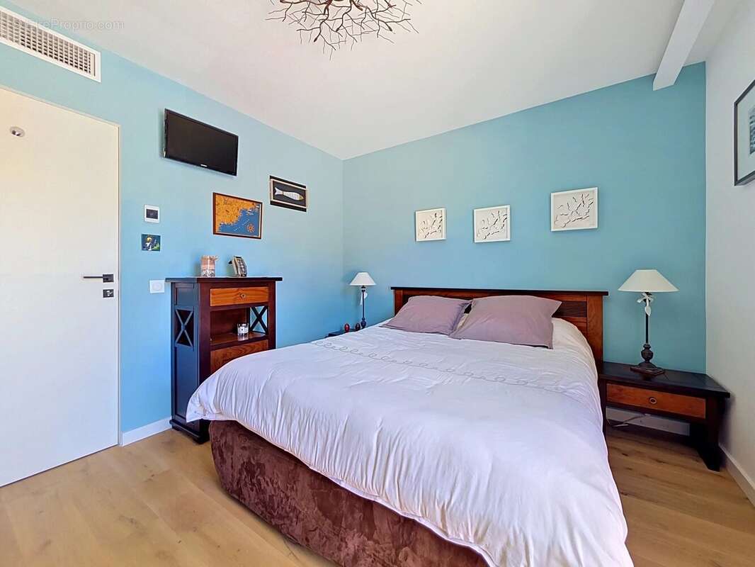 Appartement à LE CANNET