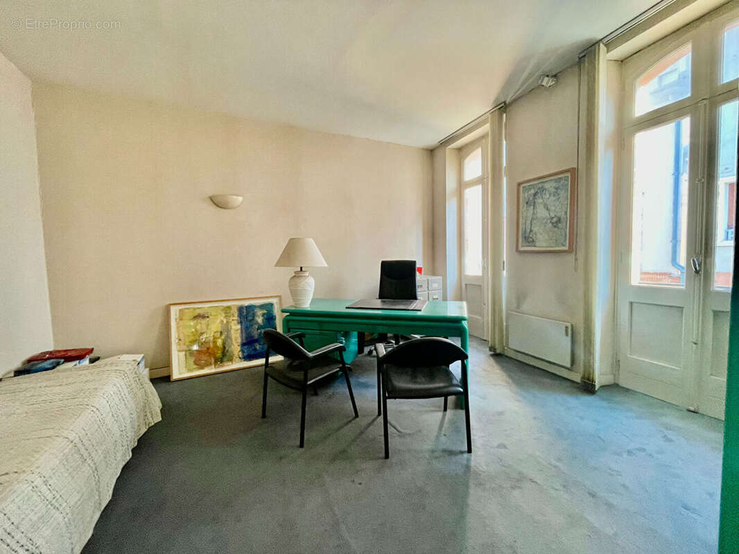 Commerce à TOULOUSE