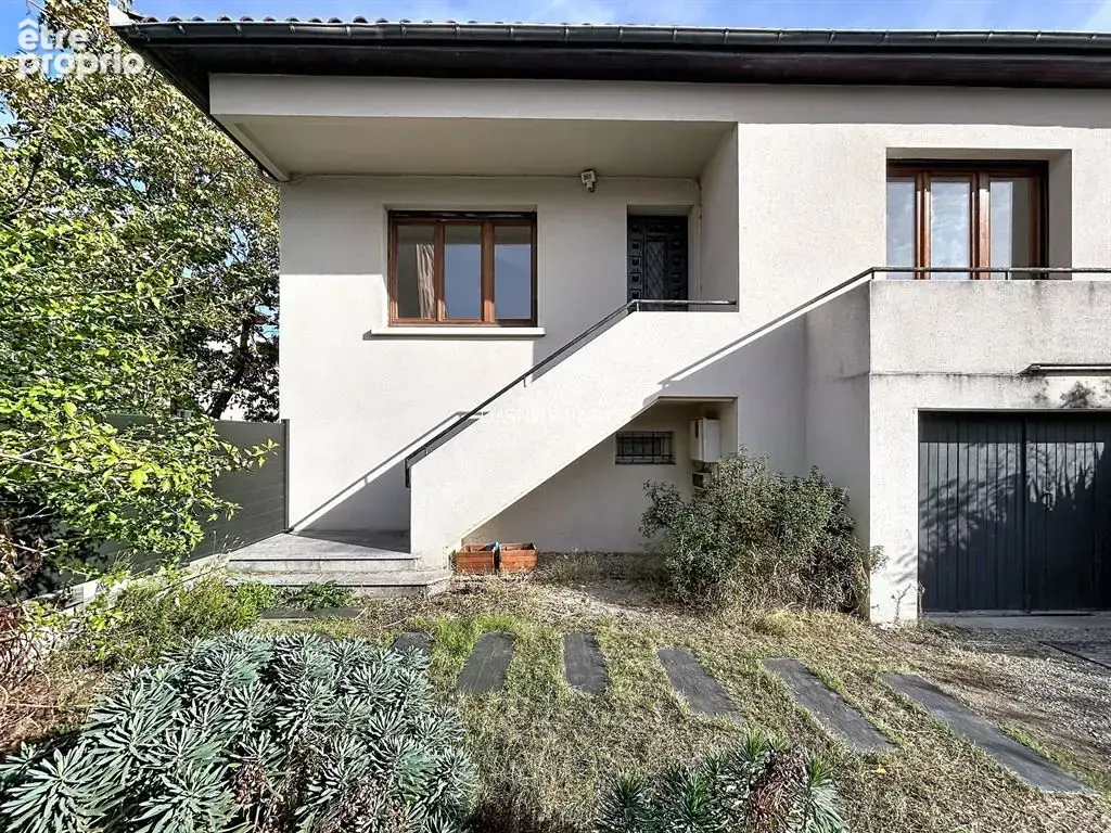 Toulouse – fontaine-lestang, appartement t5 de 108 m² avec terrasse de 20m2, terrain de 53m2 & garage de 25m2 - photo 9