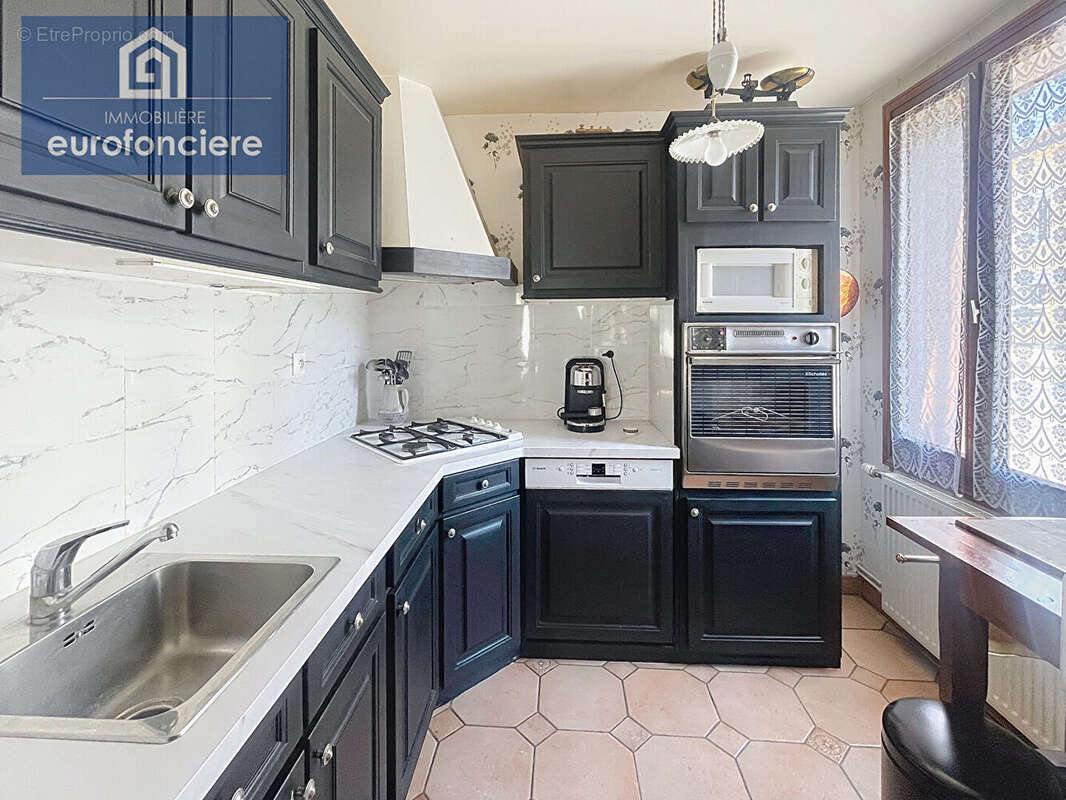 Maison à SAINT-BENOIT-SUR-SEINE