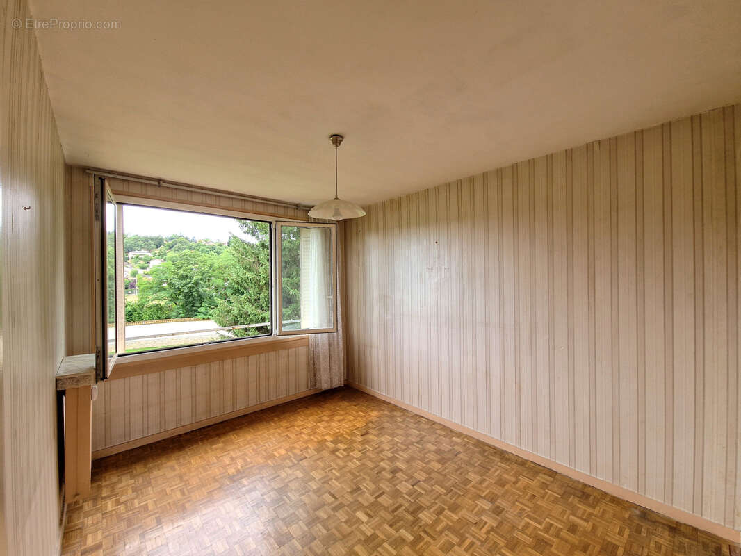 Appartement à BRIGNAIS