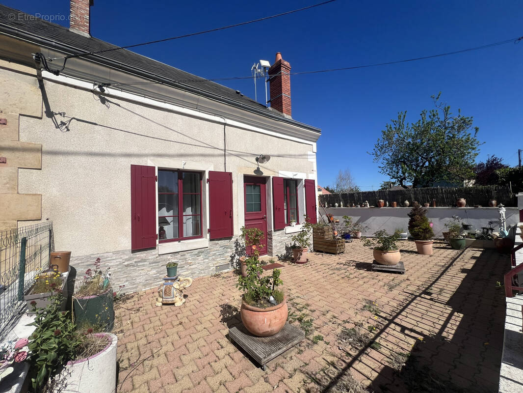 Maison à CHATEAUMEILLANT