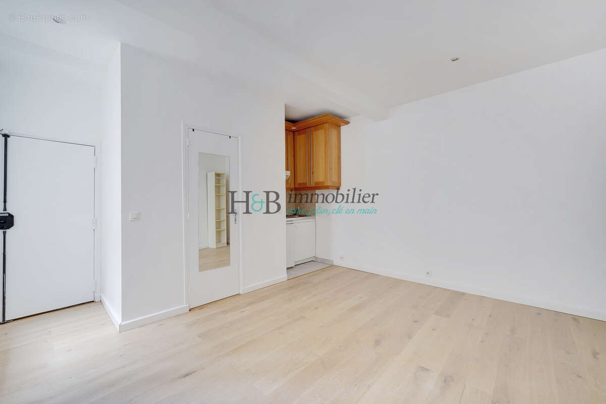 Appartement à PARIS-12E