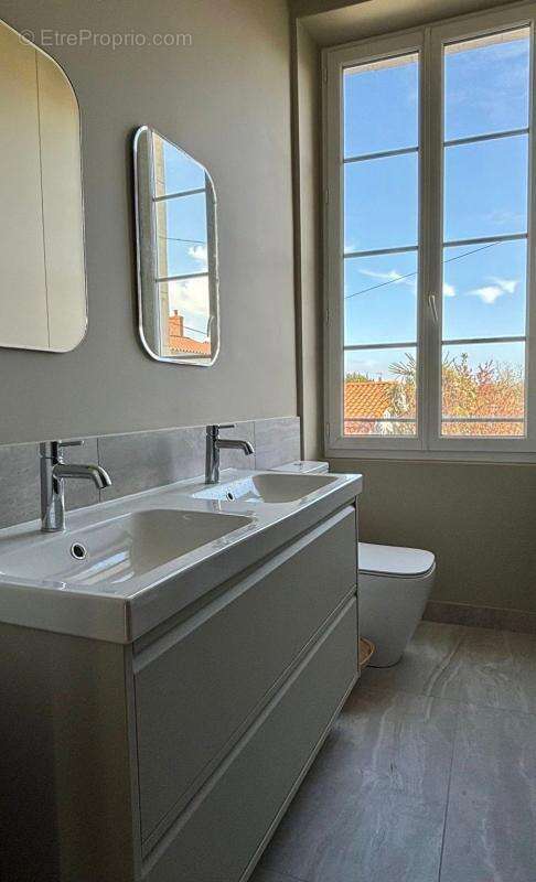 Maison À Vendre au cœur du centre-ville de Saint-Georges-d’Oléron - photo 7