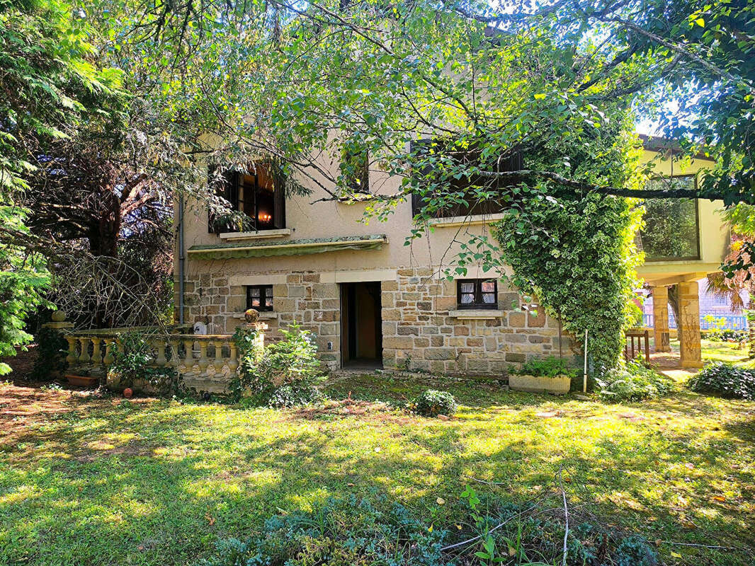 Maison à CAPDENAC-GARE
