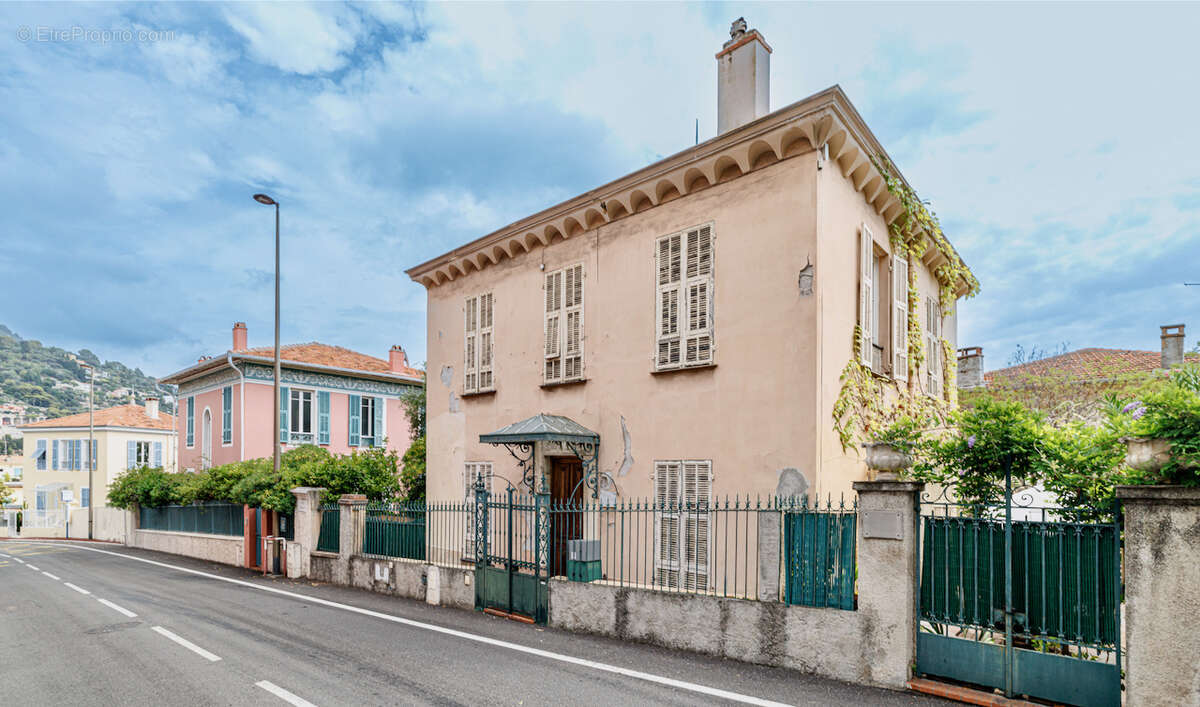 Appartement à VILLEFRANCHE-SUR-MER