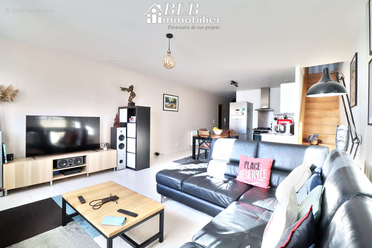 Appartement à LE PERRAY-EN-YVELINES