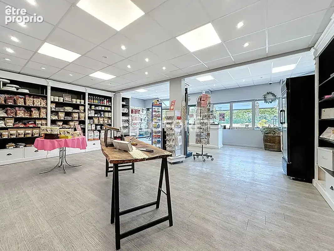 Local commercial Saumur - photo 7