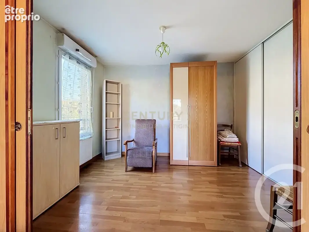 Appartement 4 pièces 83 m² à vendre à La Tour-Du-Pin (38110) - photo 7